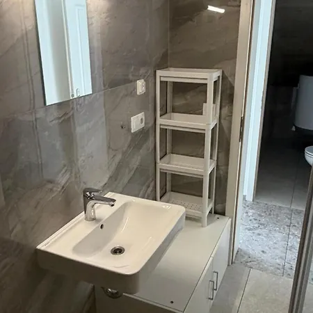Appartement Krasne V Krasnem Prostredi S Kavarnou Mitte Brno